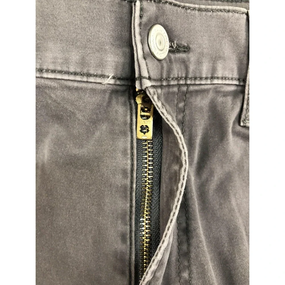 Lucky Brand Jeans Mens 38x30 (Tag 36x30) Brown 121 Slim Straight *Flaw